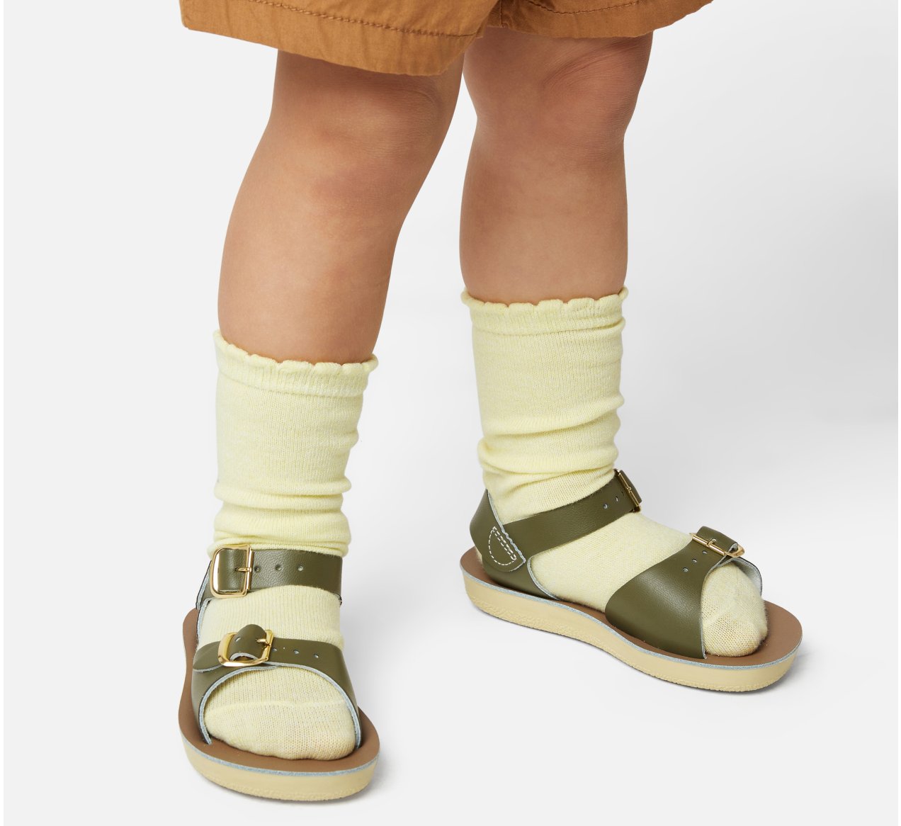 1716-surfer-olive-bi-04.598