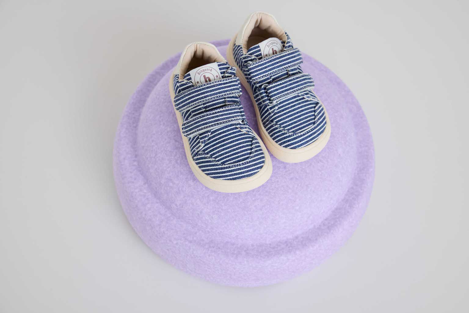 bisgaard Barefoot Skipper Navy trainers