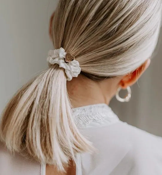 byEloise Gold Heart Cream zīda matu gumija