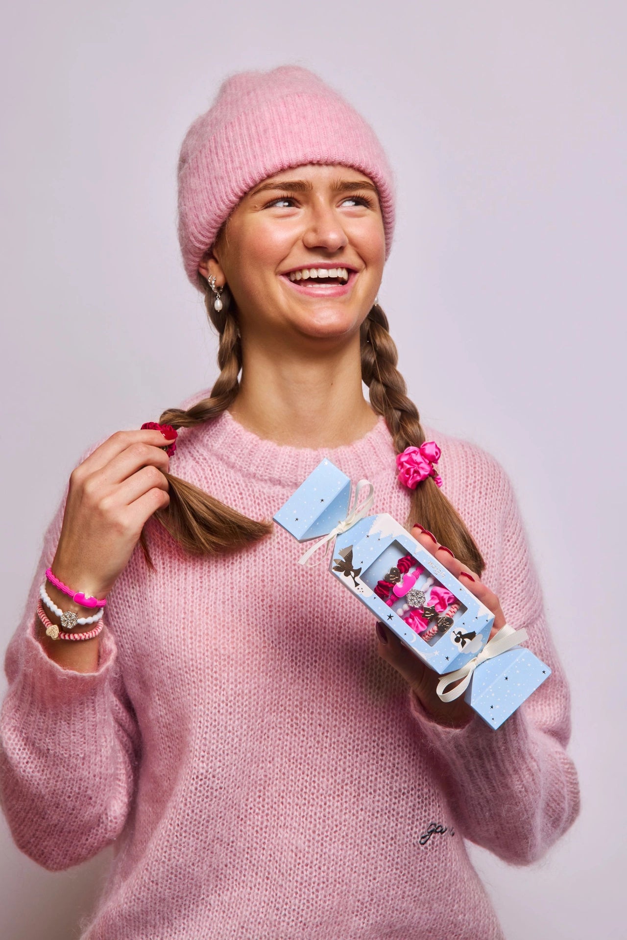 byEloise Winter Wonderland matu gumiju komplekts