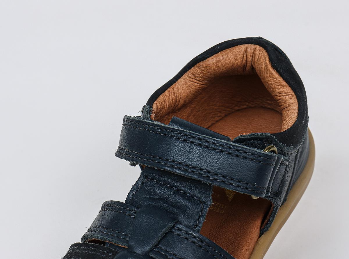Bobux IW Roam Navy ādas sandales