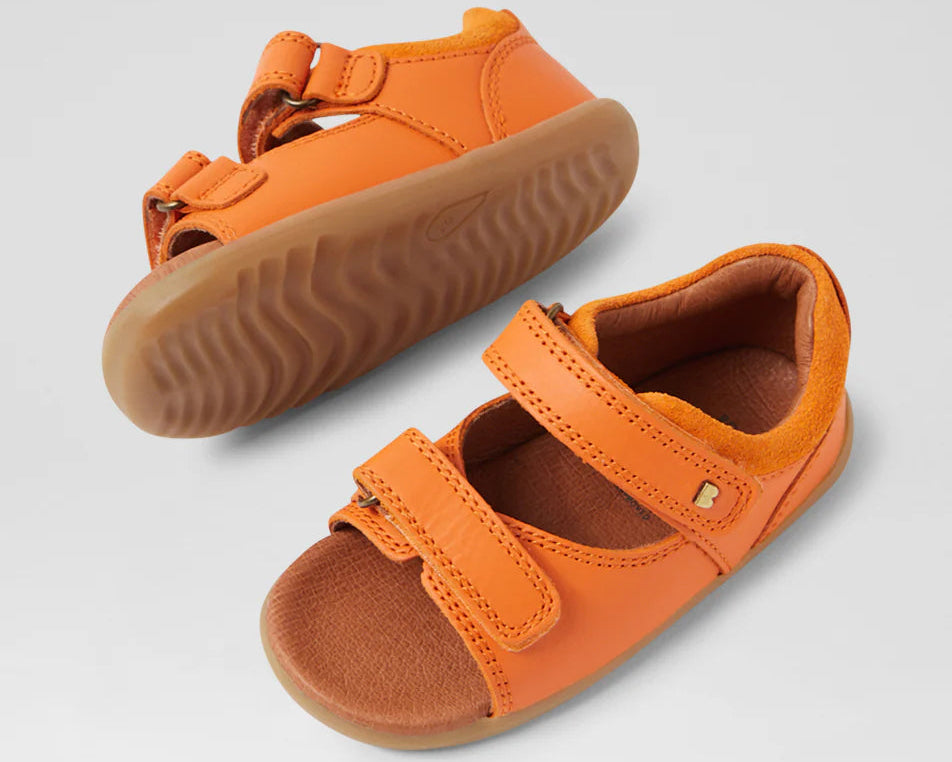 Bobux SU Driftwood Orange Peel sandalītes