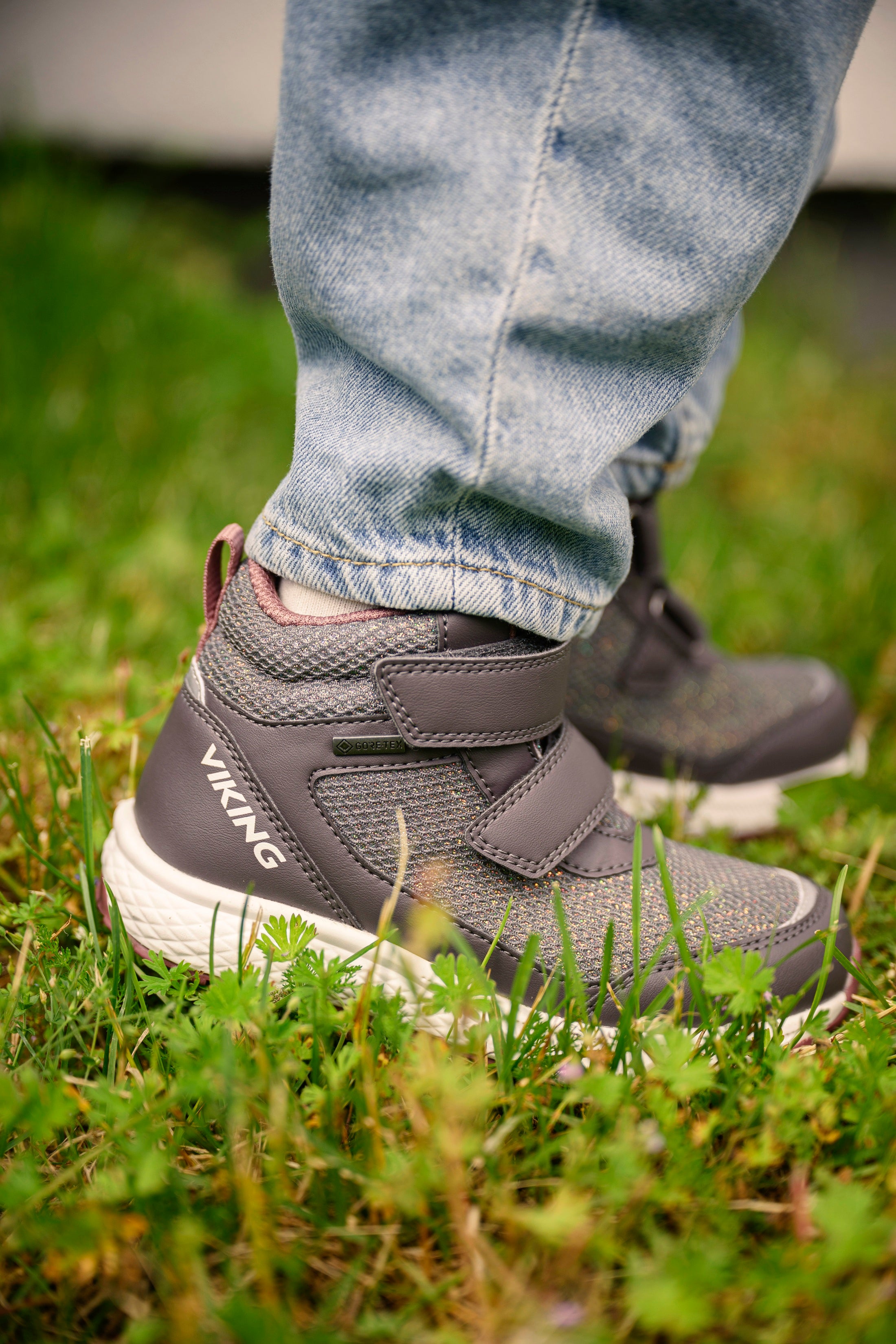 Viking Bouncy Glitter Mid GTX 2V ūdensizturīgās kedas
