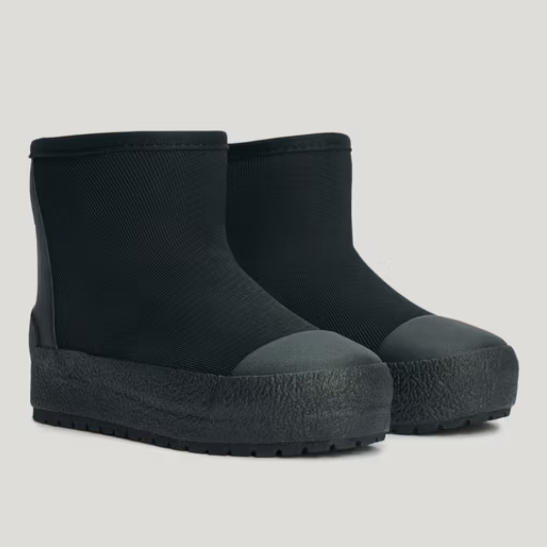 Tretorn Arch Hybrid JR Jet Black siltie un ūdensizturīgie zābaki