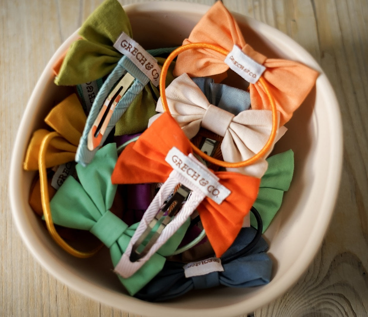 GRECHCO_GCO2064_AW22_Fable Bow Hair Clip_Mixed_pack_3 cut
