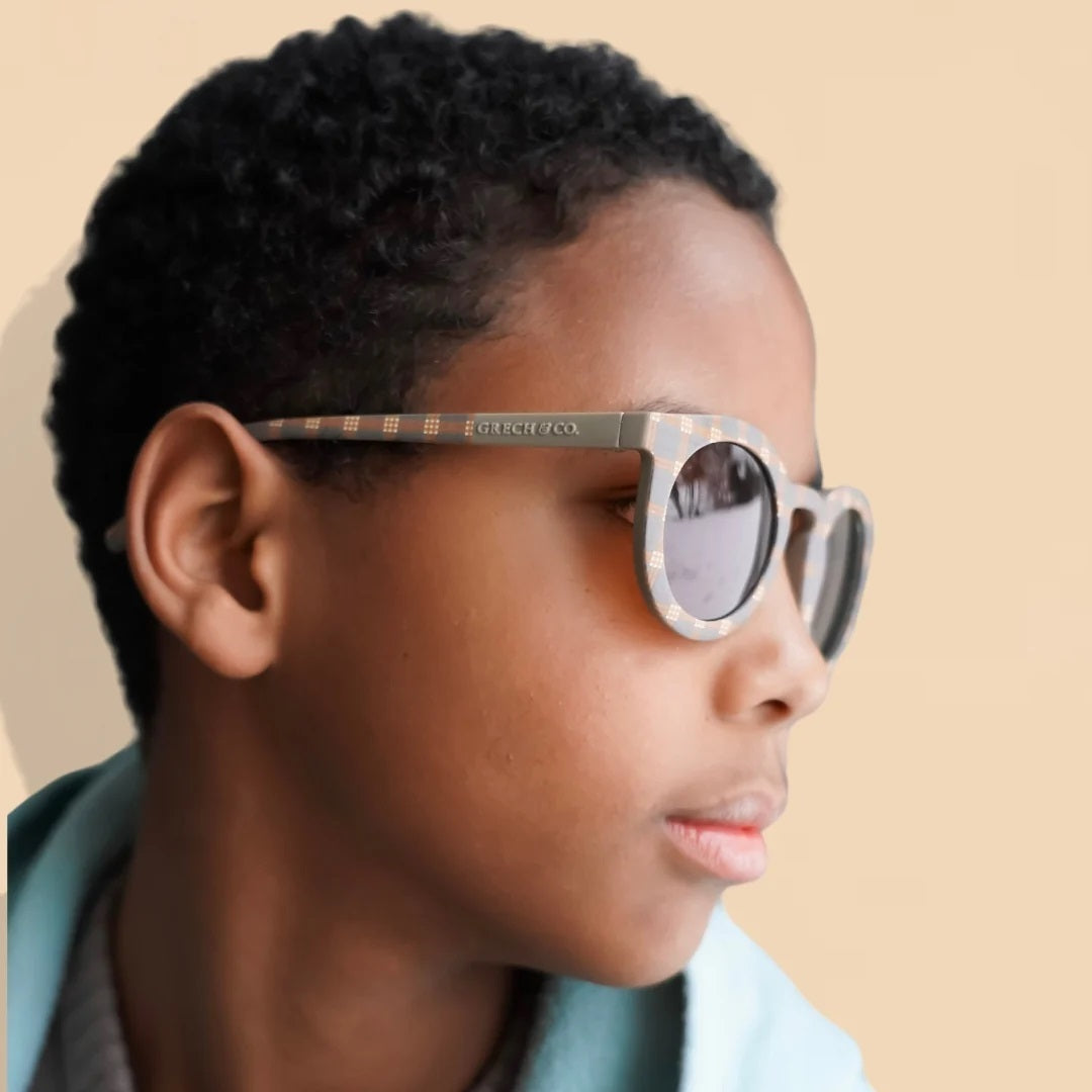 GRECHCO_GCO2177_SS24_CLASSIC_BENDABLE_POLARIZEDSUNGLASSES_STORM_PLAID_LS1_9894f1ab-abc7-462f-b8db-085626dcf12b_1080x1080