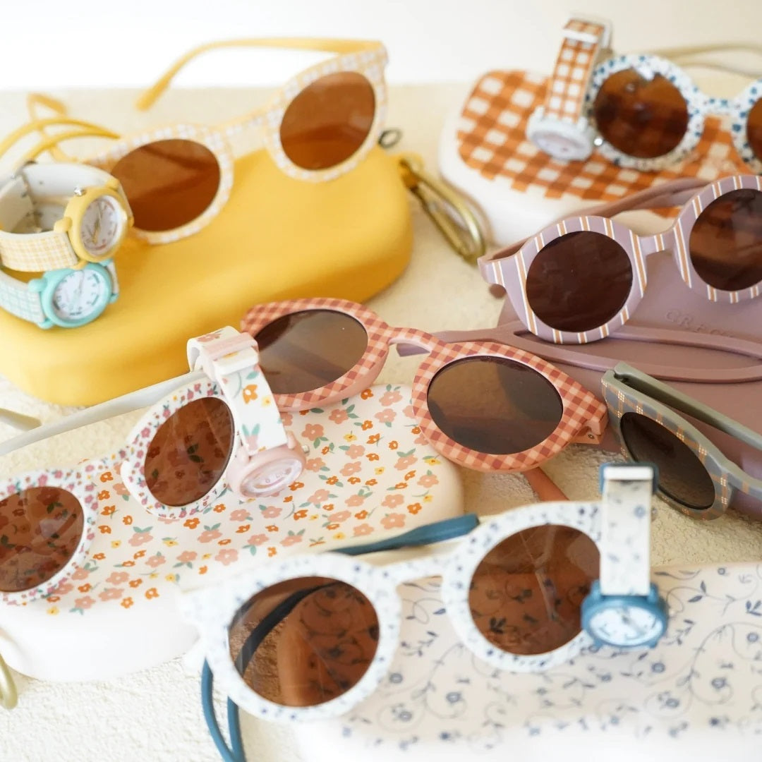 GRECHCO_SS24_CLASSIC_BENDABLE_POLARIZEDSUNGLASSES_SUNSET_GINGHAM_LS1_9138aad9-5577-4130-bf41-4eb4751e1201_1_1080x1080