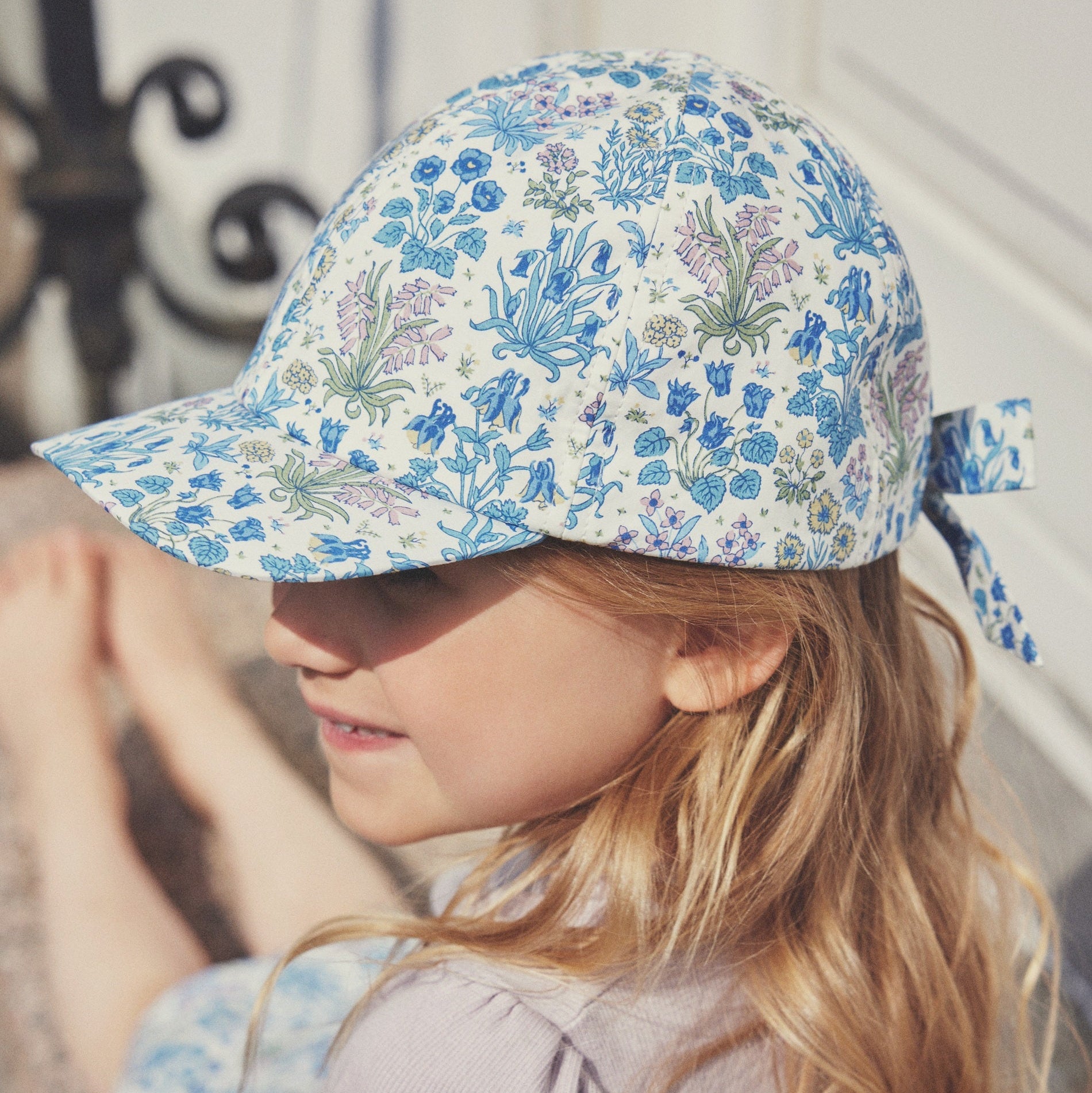 HUTTEliHUT Liberty Soft Chambray saules cepure