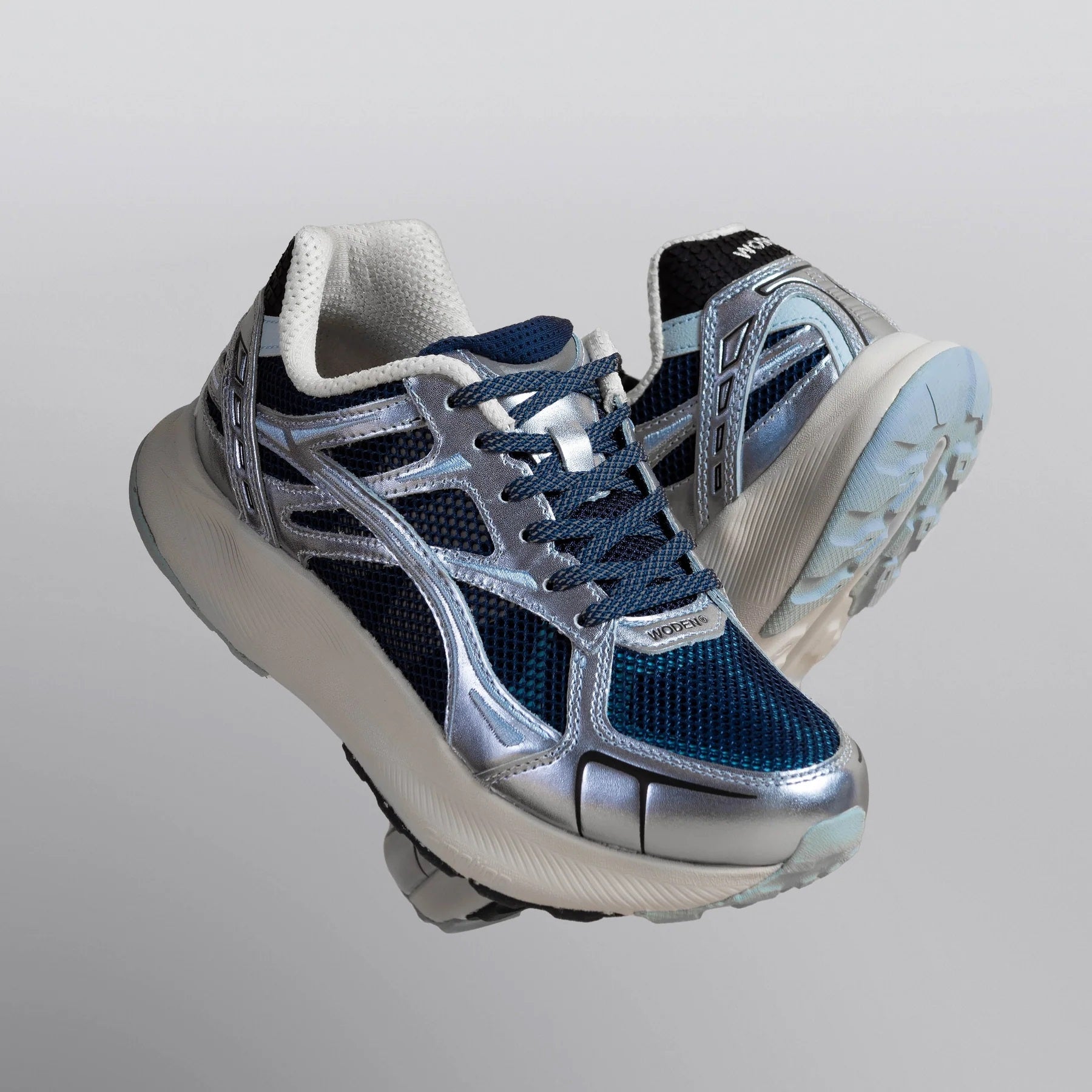 Josephine-Sneakers-WL805-322_Ice_Blue_Dark_Navy-1_ce112bf2-8cbc-48df-9ab4-a8a48d19d080_1800x1800