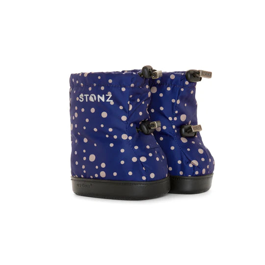 Stonz_bootie_toddler_snowynight_sideview_540x