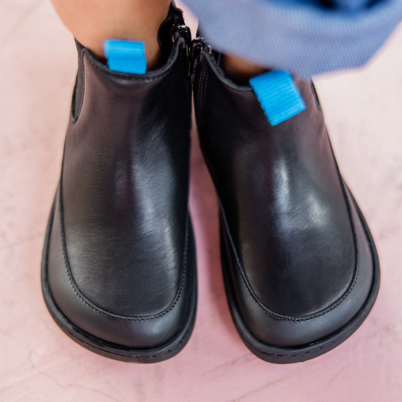 detske-barefoot-chelsea-cizmy-victory-mini-black-blue-leather-5cut