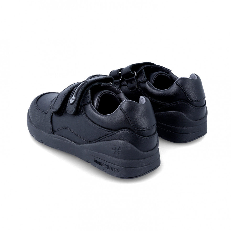 school-shoes-for-children-231016-a054 (1)