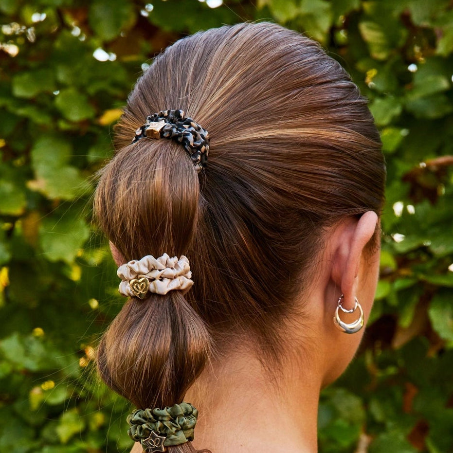 byEloise Gold Star Skinny Leopard zīda matu gumija